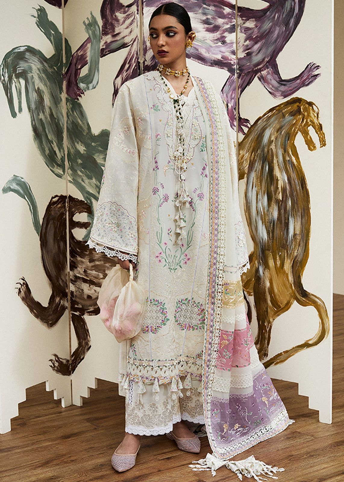 SUFFUSE LAWN JARA